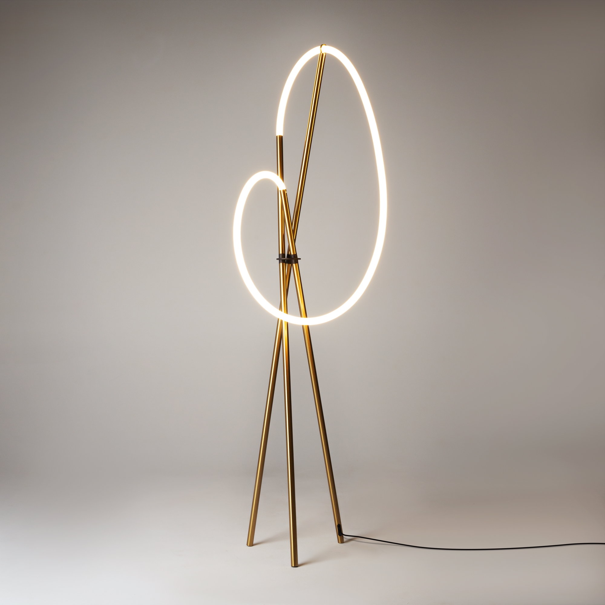 What are the best floor lamps for rented homes?